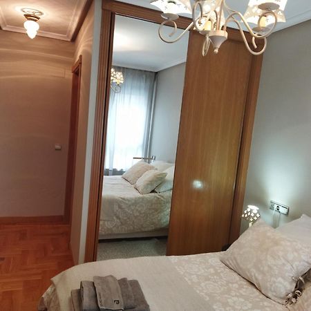 Centrico Apartamento Oviedo Parking Y Wifi Gratuitos Admite Mascotas Dış mekan fotoğraf