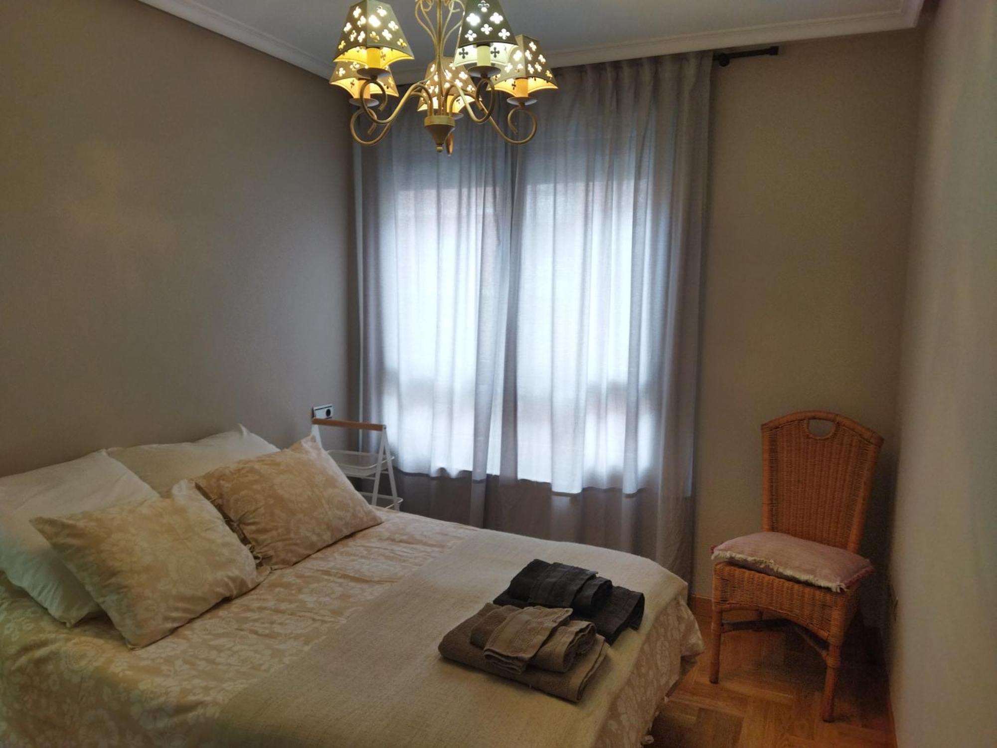 Centrico Apartamento Oviedo Parking Y Wifi Gratuitos Admite Mascotas Dış mekan fotoğraf